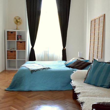 Wellness Apartments Florenc Prag Exterior foto