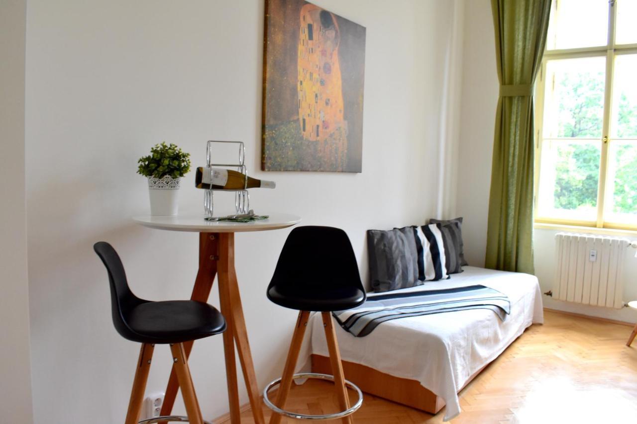 Wellness Apartments Florenc Prag Exterior foto