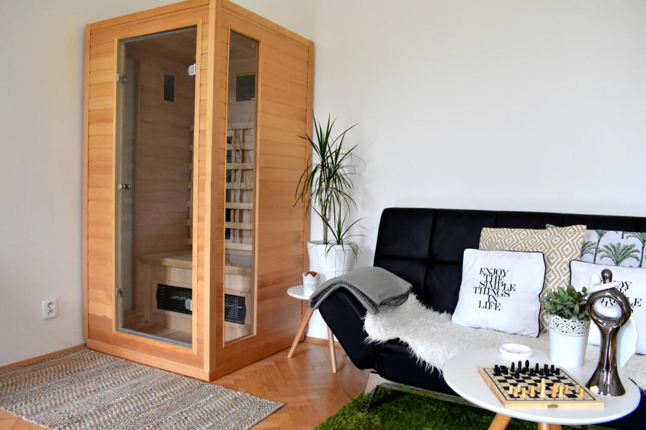 Wellness Apartments Florenc Prag Exterior foto
