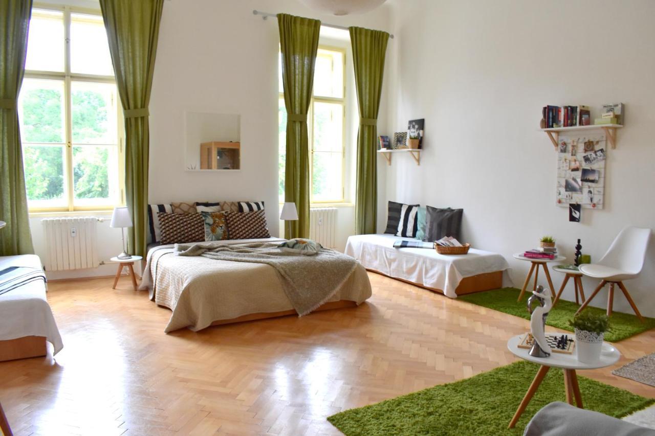 Wellness Apartments Florenc Prag Exterior foto