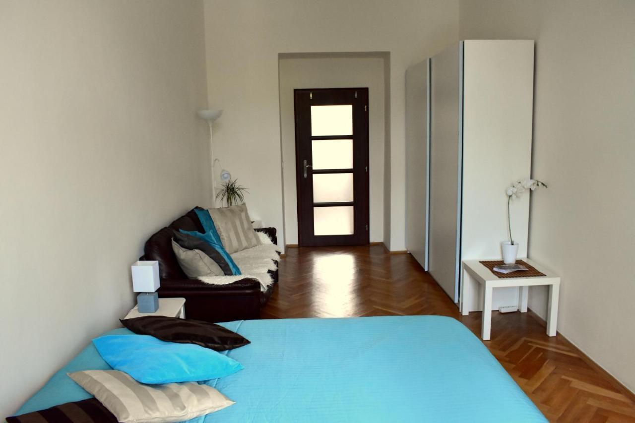 Wellness Apartments Florenc Prag Exterior foto