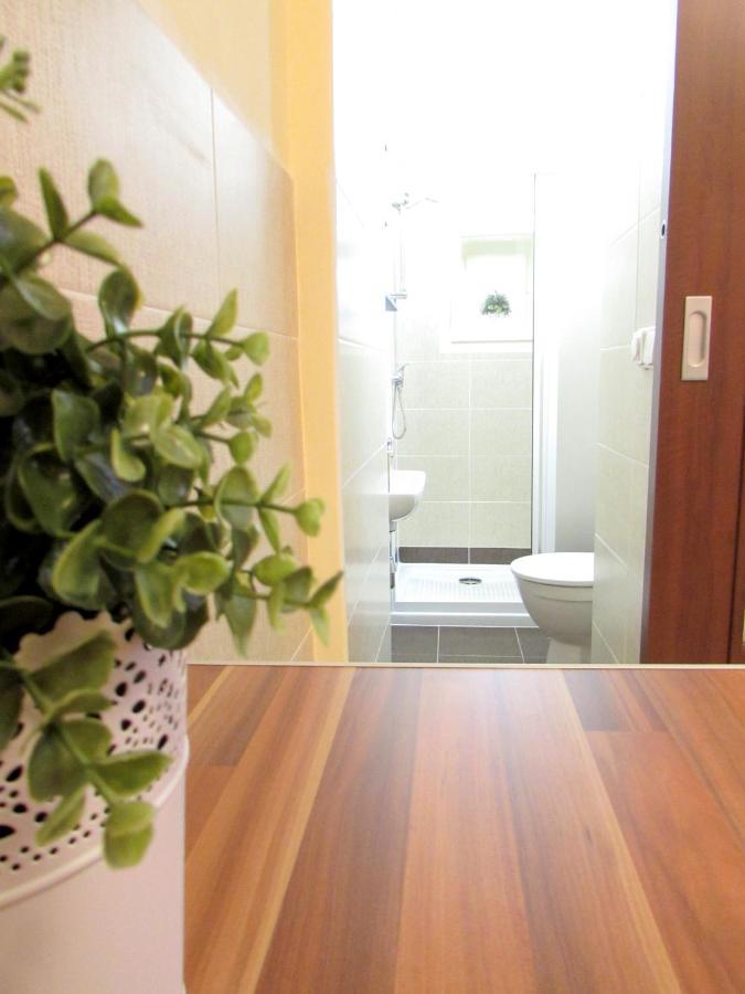 Wellness Apartments Florenc Prag Exterior foto