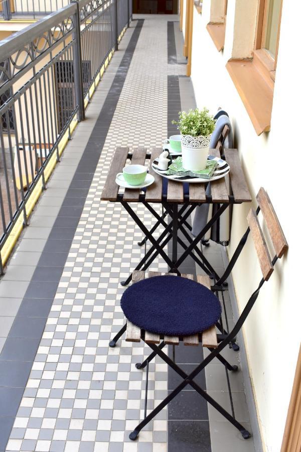 Wellness Apartments Florenc Prag Exterior foto